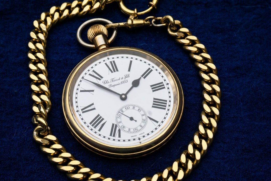 clock-597435_1920