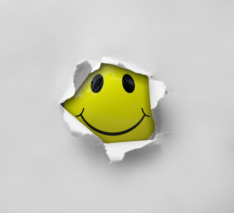 smiley-2055680_1920